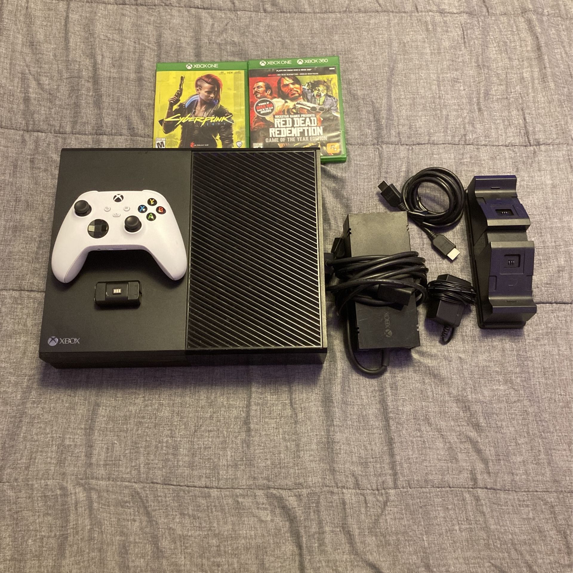 Xbox 1 With Cords And Accessories 