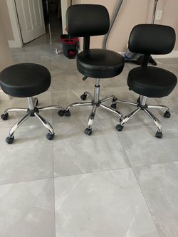 Chairs 🪑