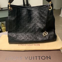 Louis Vuitton Bag Authentic 