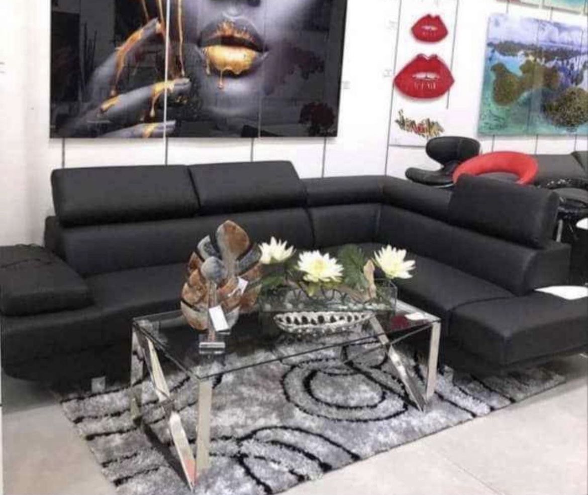 New Black Sectional (whitegrey)