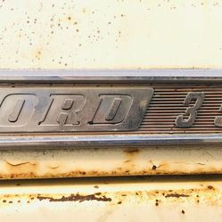 1967 hood emblems “F350”