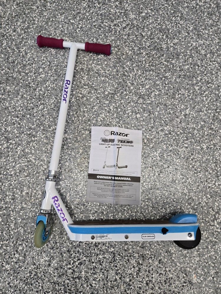 Razor Electric Party Pop Kids Scooter