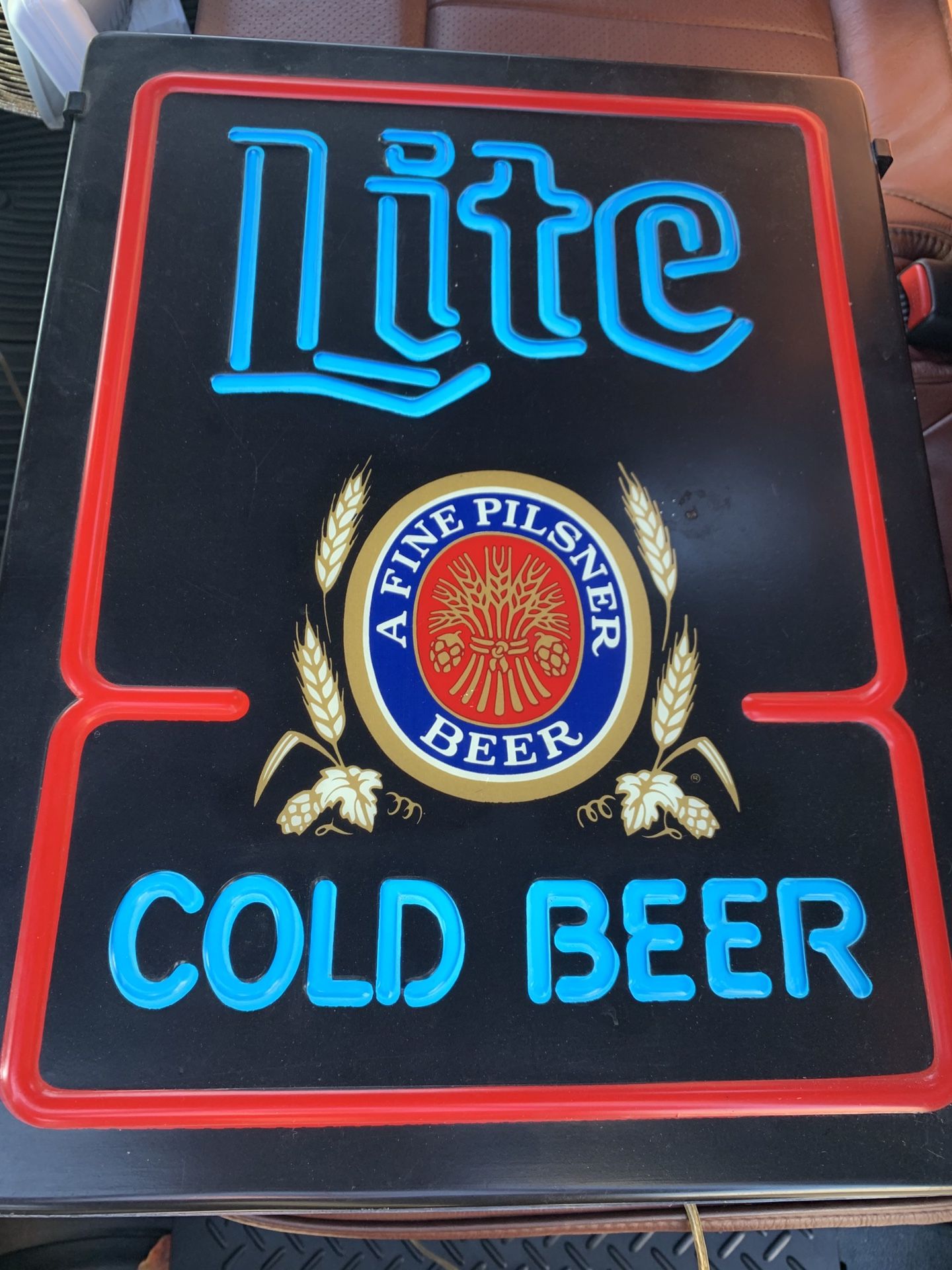 Vintage Miller Light Bar Sign (lighted)