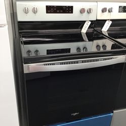 New Scratch And Dent Whirlpool 5 Burner Glass Top Stainless Steel Range. 1 year Warranty 