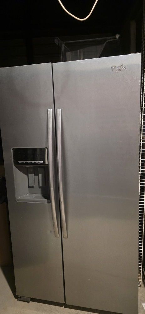 Whirlpool Stanless Steel Frindge