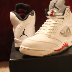 SUPREME JORDAN AIR 5 RETROS