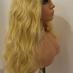 Lace Front Wig Blonde Wavy BRAND NEW