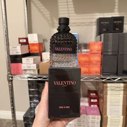 Uomo Born In Roma Eau de Toilette 3.4 oz