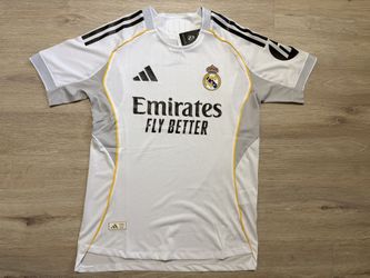 Real Madrid Home Player Jersey 