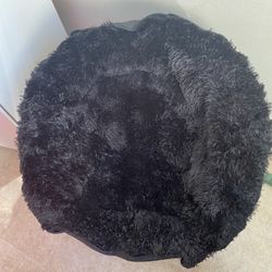 Super Cozy Relaxing Chair.   Don’t Use Any More Need Gone Today $30 Obo 