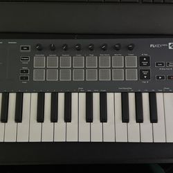 Novation FL Mini 25 Key Midi Keyboard 