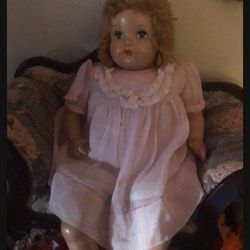 VINTAGE PORCELAIN DOLLS 