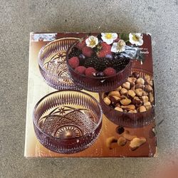 4 Glass Serving Bowls