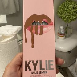 Kylie Lip Set 