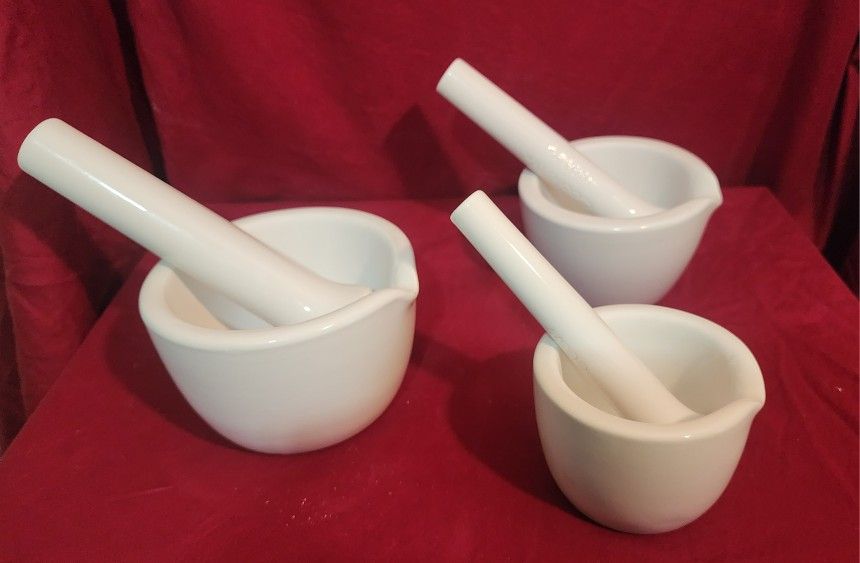 CoorsTek Mortar And Pestle (3 Sets)