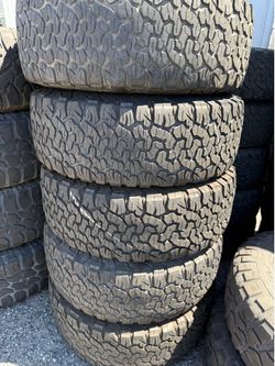 Vendo 275/70/R18 las 4 llantas Bfgoodrich las 4 por $200