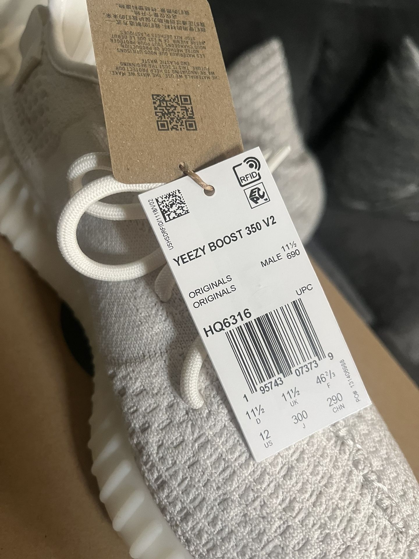 Adidas YEEZY White Size 12 for Sale in Ostrander, OH - OfferUp