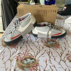 Nike Blazer Size 9.5 Men