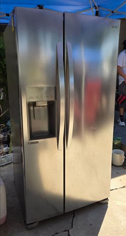 LG Refrigerator