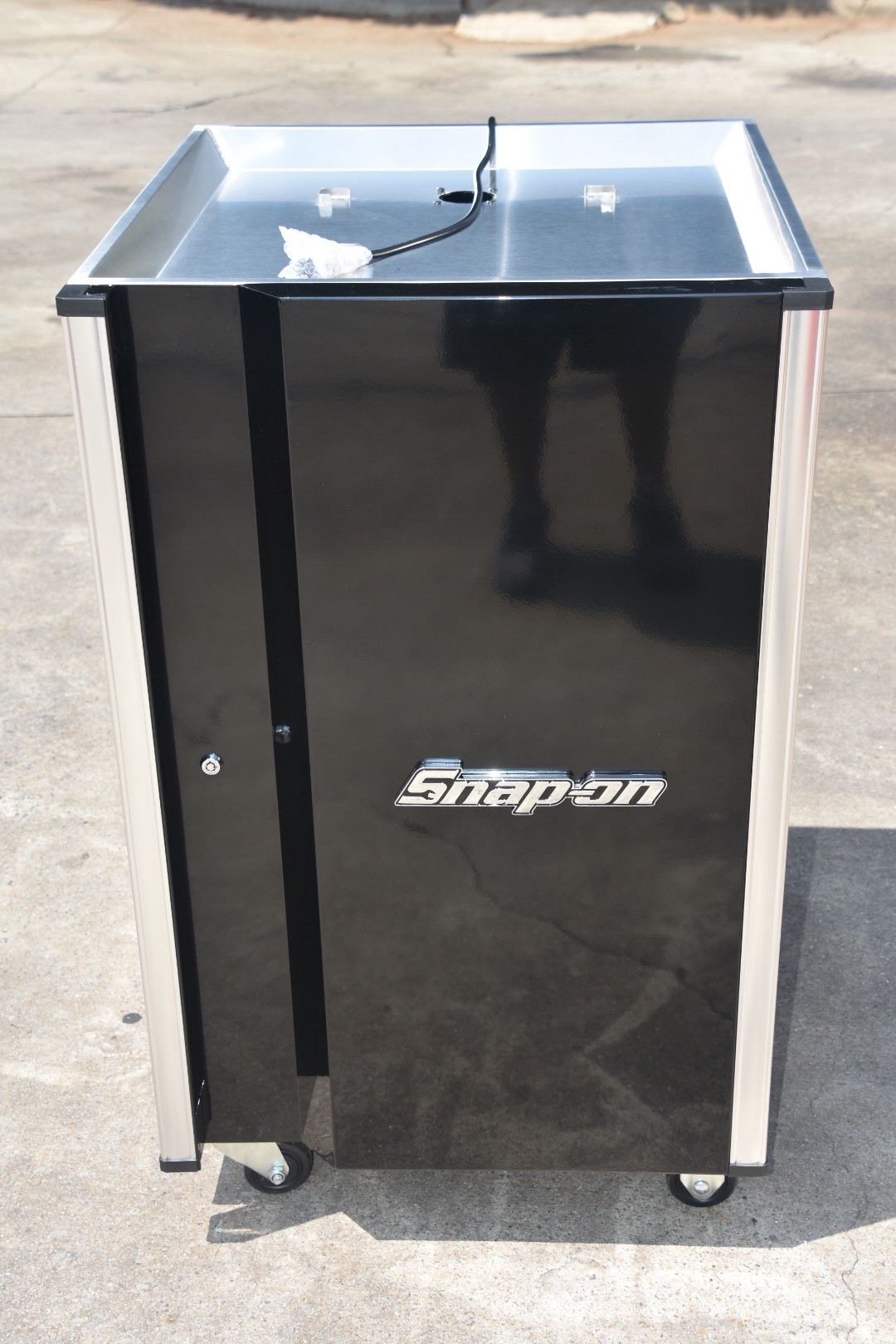 New Snap On Kegerator (black)