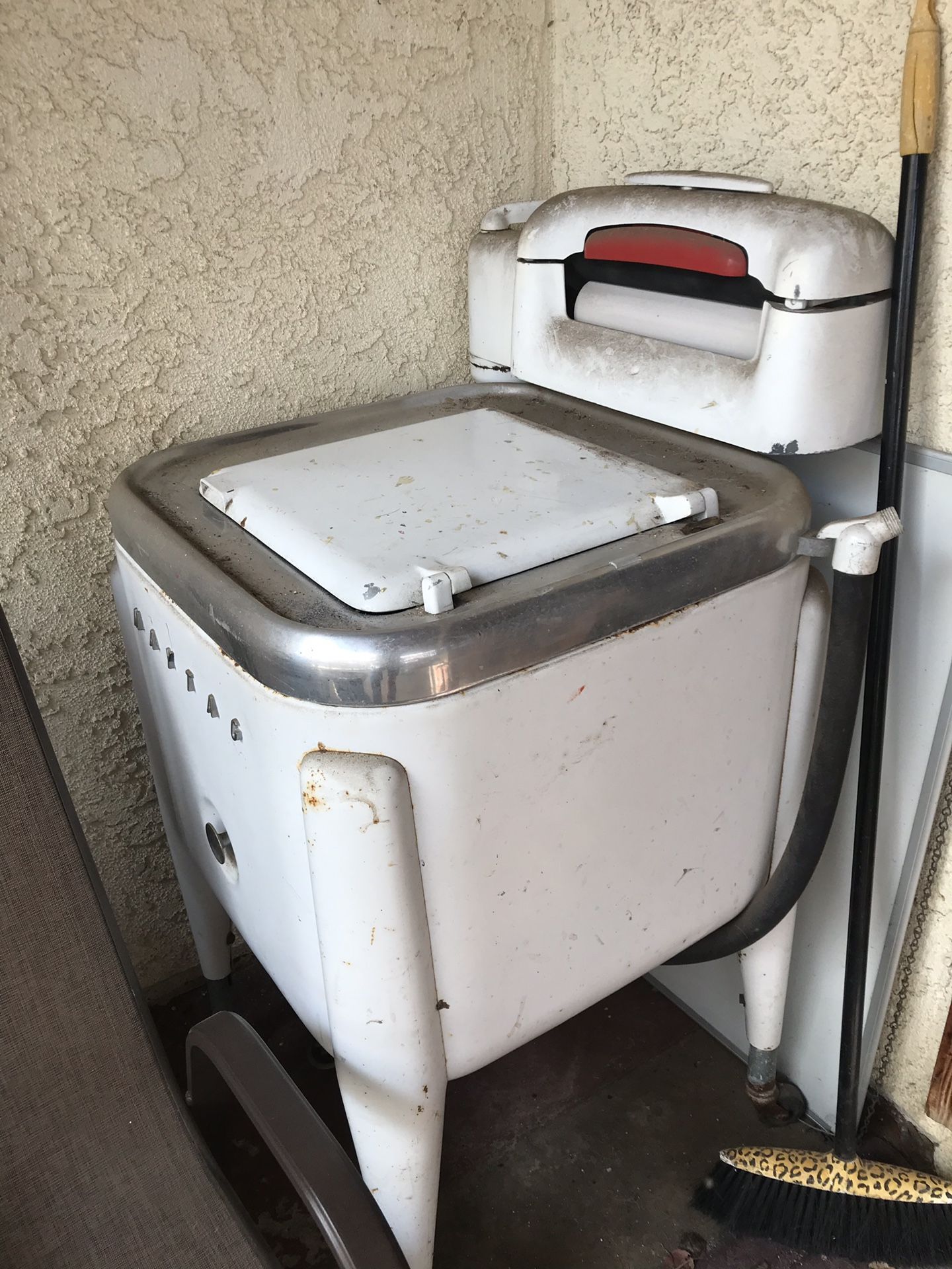 Maytag old ringer washer