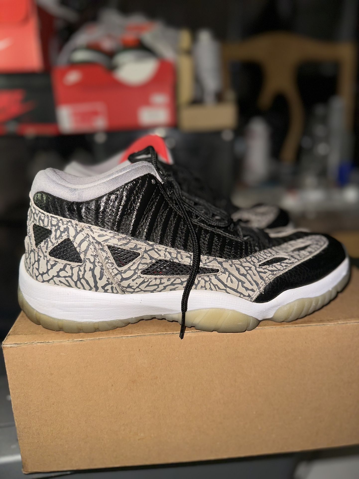 Nike Air Jordan 11 Retro IE Low Black Cement Size 10