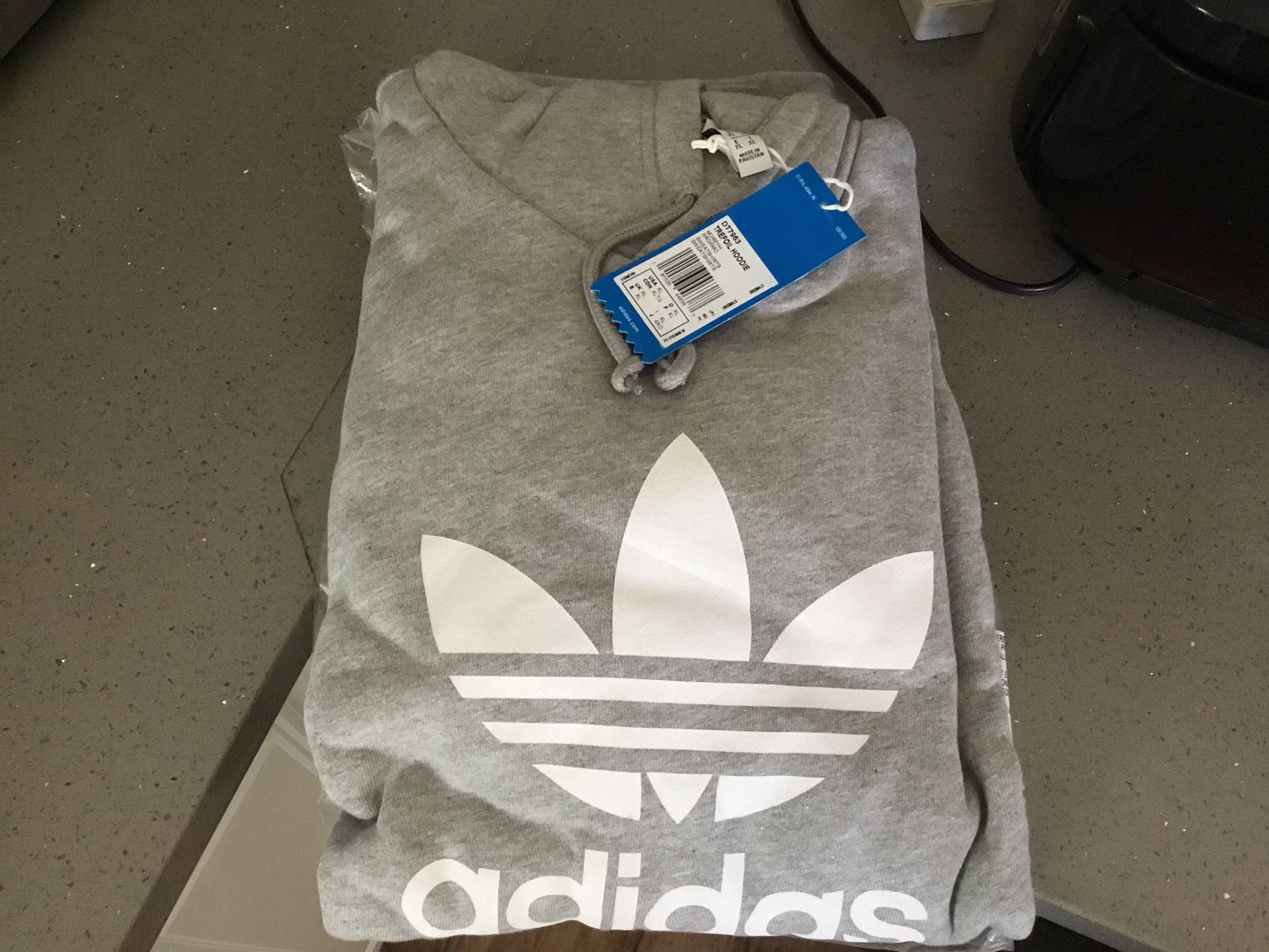 New Men’s Adidas Hoodie size XL