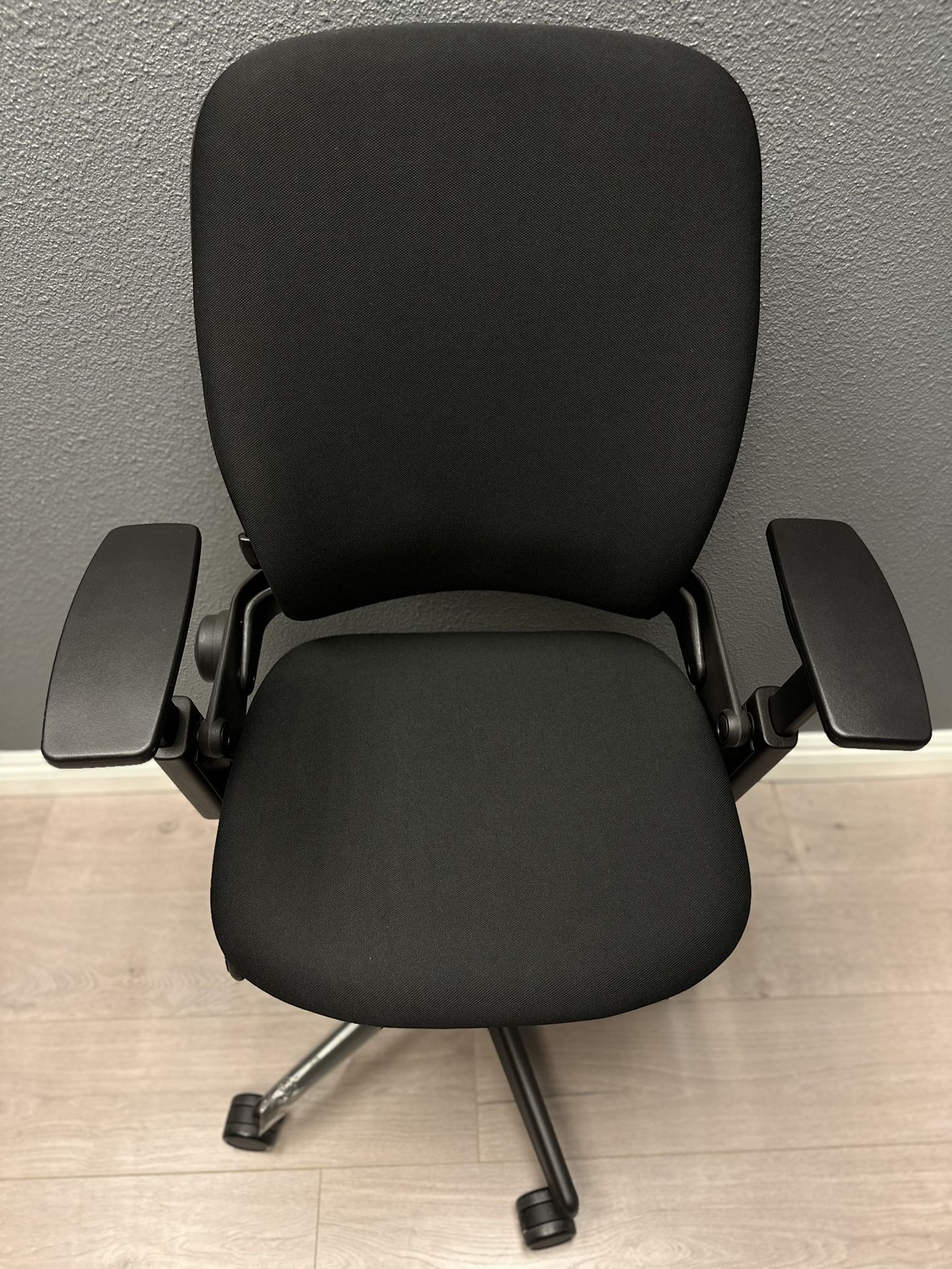 NEW&USED STEELCASE LEAPTHINKGESTUREAMIA AVAILABLE PICK UP SHIPPING