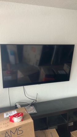 Wall mount TV