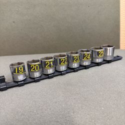SNAP ON 8pc METRIC 3/8” Dr FSM SERIES SOCKET SET, 19-26mm