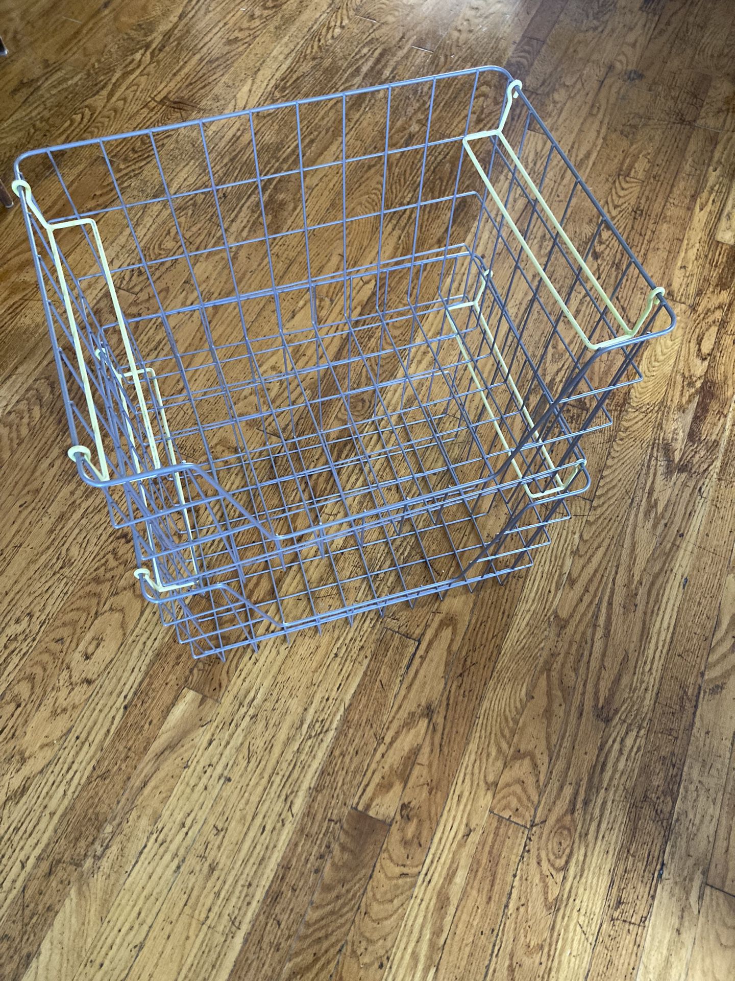 Metal Stacking Wire Bins