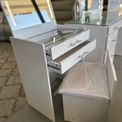 FURNITURE CLEARANCE SALE 😎