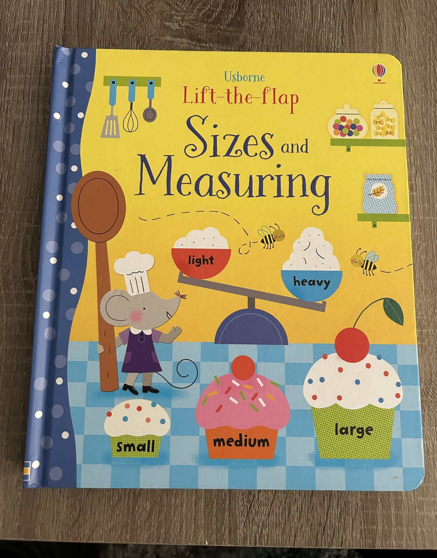 Usborne Sizes And Measuring Lift Flap Book