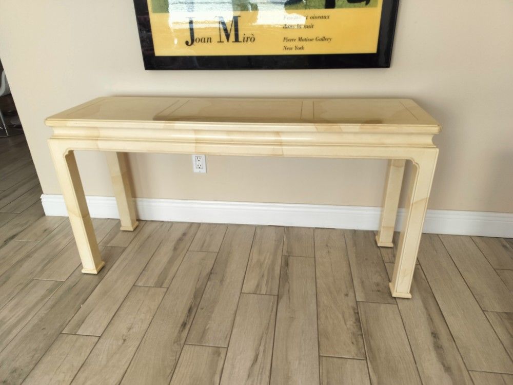 Vintage Mid-Century Modern Hollywood Regency Chinoiserie Ming Style Faux Goatskin Lacquered Console Table By Henredon