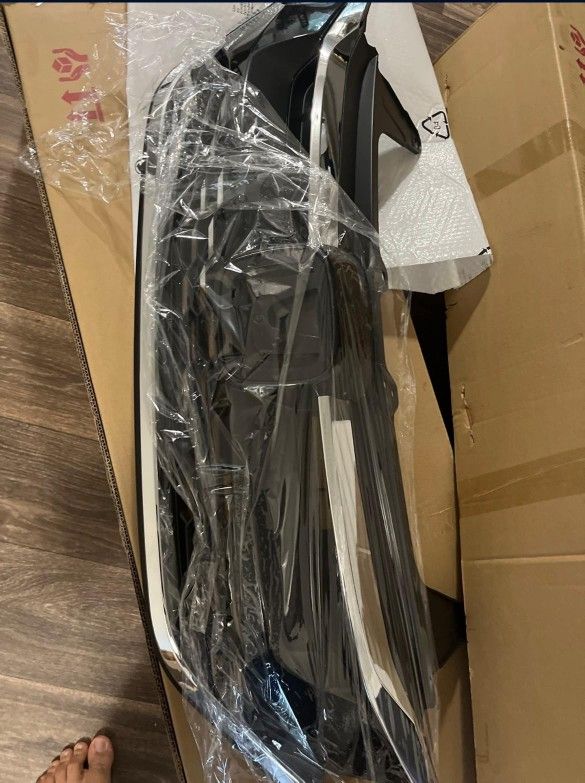 2016 Honda CRV Front Bumper Grill