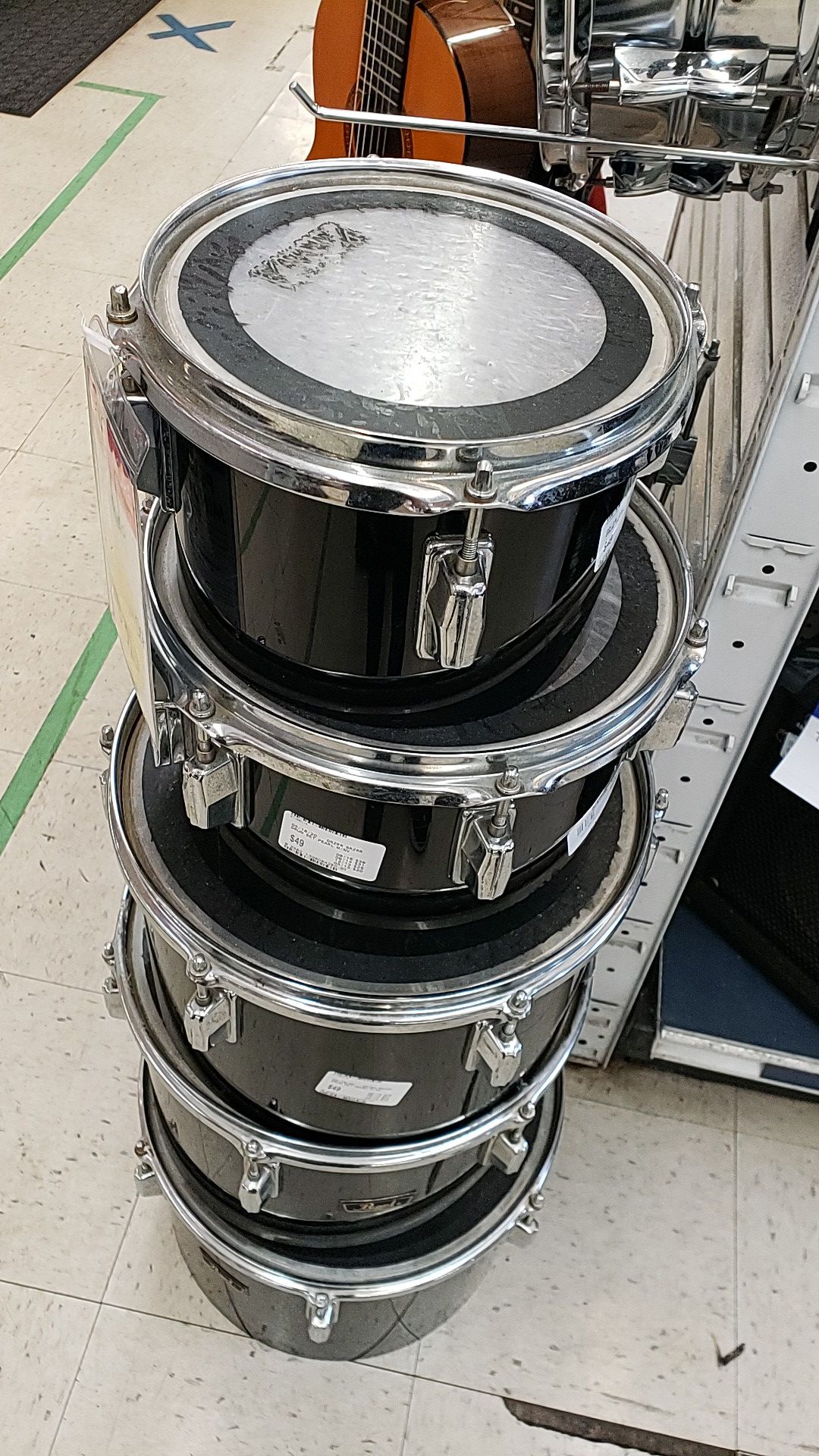 Pearl brand drum set