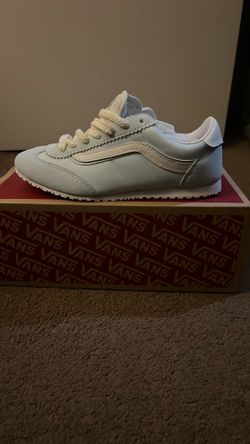 Women’s Super Lowpro VANS Brand New Great Condition Never Worn Size 7 