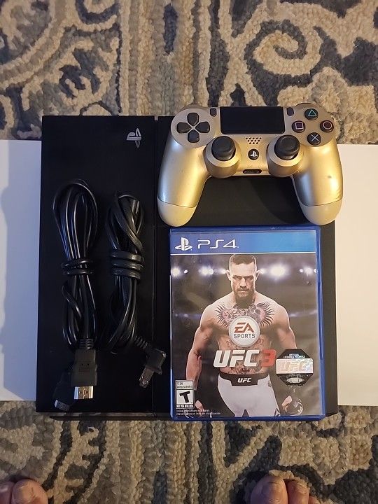 Sony PlayStation 4 PS4 500GB Console Bundle Wireless Controller, Cords, UFC Game