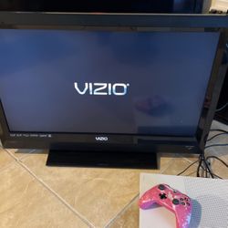 Xbox One S with 32” Vizio Tv