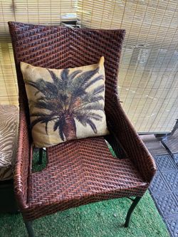 Brown Wicker Outdoor Patio Chair $10 OBO