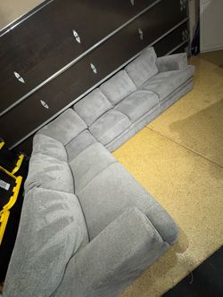 Sectional couch