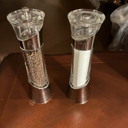 Salt Pepper Shakers $1.00 Each