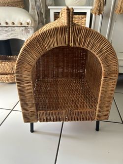 pet bed  wicker beautiful