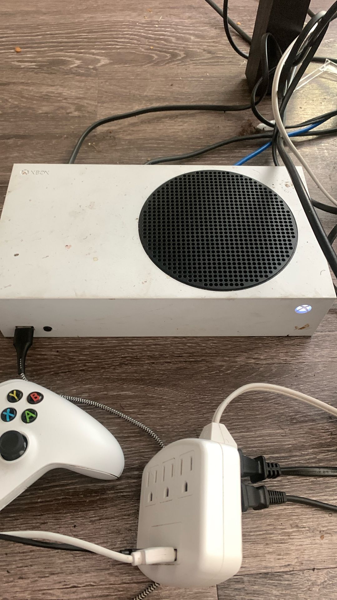 Xbox Series S Comes With 32 Inch Tv