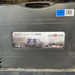 GAS ONE BUTANE CAMP STOVE. 8,000 BTU