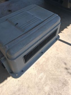 XL Petmate Sky Kennel gray