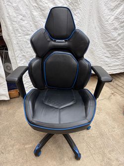 Used Black and Blue Racing Gaming Chair – Height Adjustable, Moving Lumbar Support