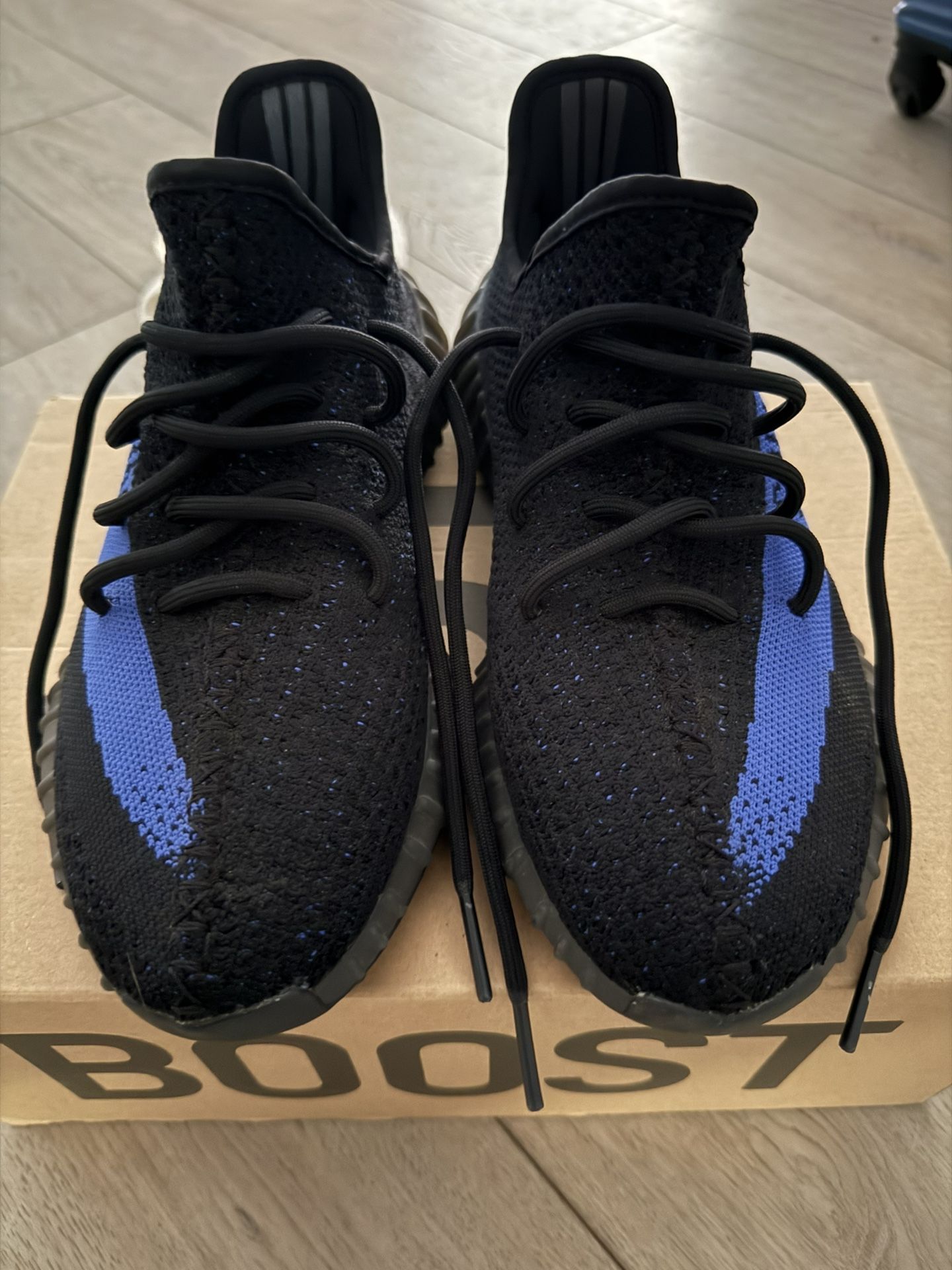 Yeezy Boost 350 V2 Dazzling Blue’s