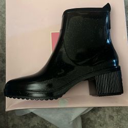 Women’s Rain Ankle Boots Size 9