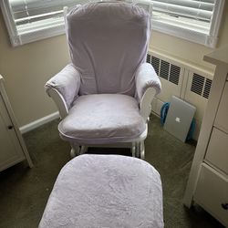 Bellini Bsby Chair Like New W Ottoman So Comfy Great Useful Item !! W Cushions !